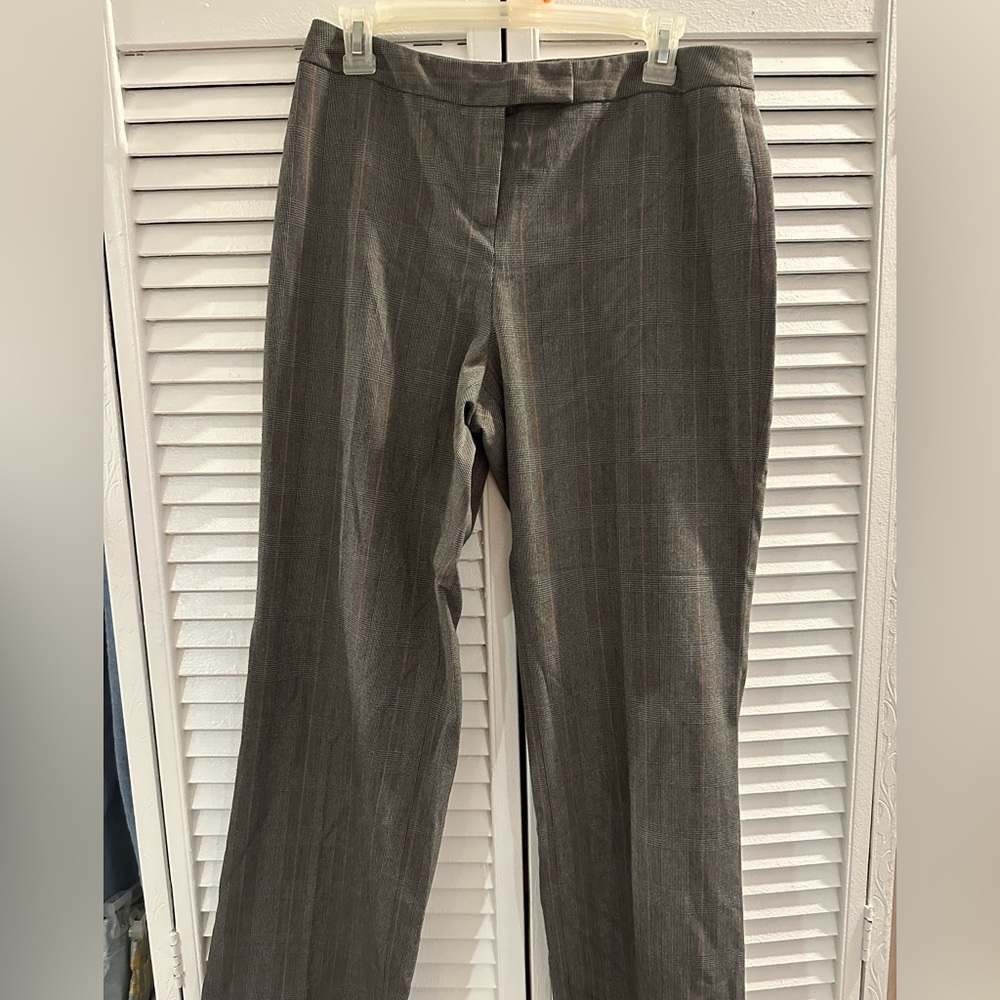Women’s size 10 trouser pants